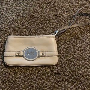 Michael kors wristlet
